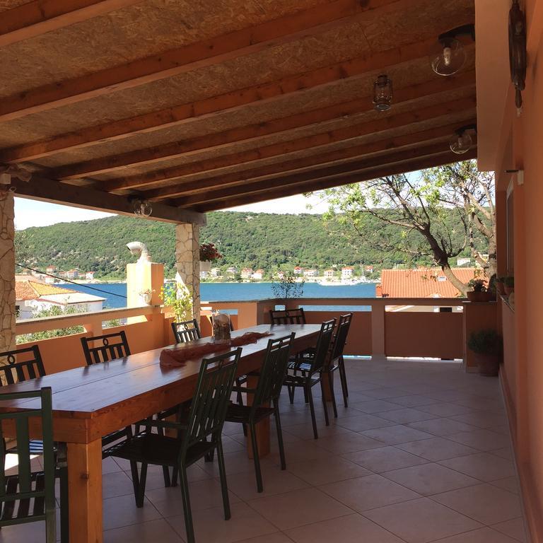 Guesthouse Tariba Супетарска Драга Екстериор снимка